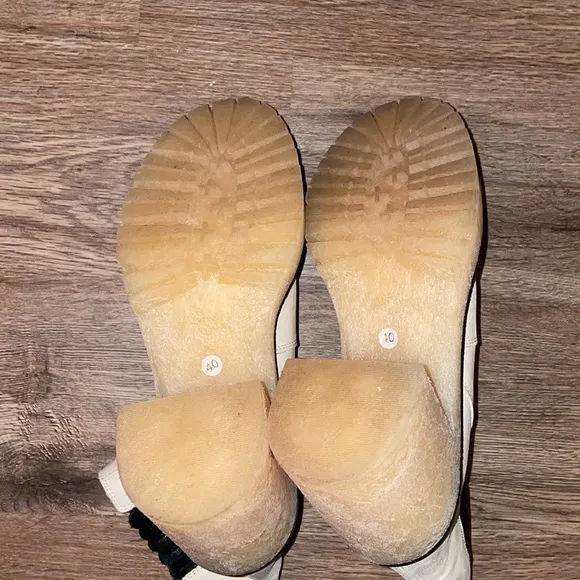FREE PEOPLE James Chelsea Boots size 40 off white