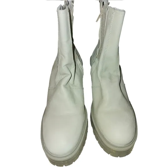 Free People James Ice Leather Chelsea Boots Size 10.5