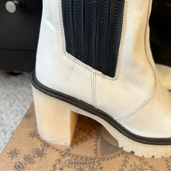 FREE PEOPLE JAMES WHITE LEATHER CHELSEA BOOTS