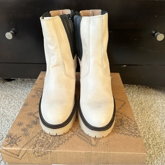 FREE PEOPLE JAMES WHITE LEATHER CHELSEA BOOTS