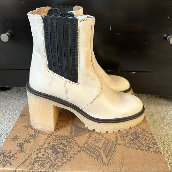 FREE PEOPLE JAMES WHITE LEATHER CHELSEA BOOTS