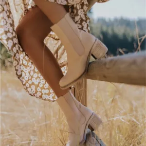 Free People Leather Essential Chelsea Boot