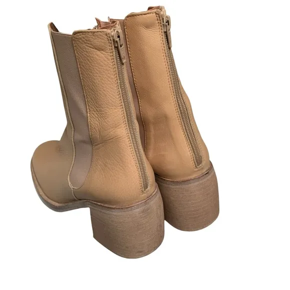 Free People Leather Essential Chelsea Boot