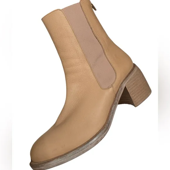 Free People Leather Essential Chelsea Boot