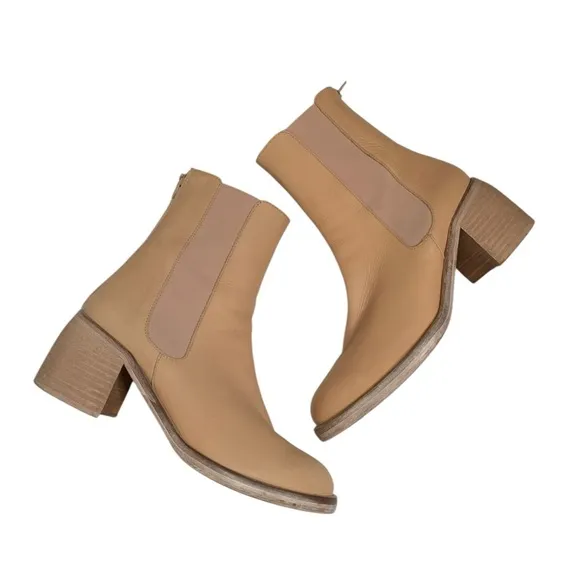 Free People Leather Essential Chelsea Boot