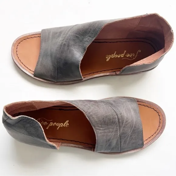 Free People - Mont Blanc Open Toe Sandal in Dark Grey Flats Slip On Shoes