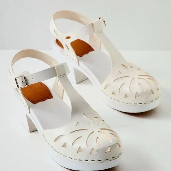 Free People Swedish Hasbeens Lacy Clogs Sandals T Strap White Leather