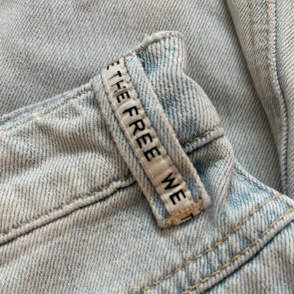 Free People We the Free Westward Demi Jeans in Fade Into You Size 29. NWT