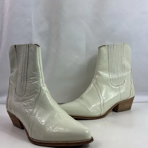 Free People White Leather Frontier Chelsea Western/Disco Women's Ankle Boots