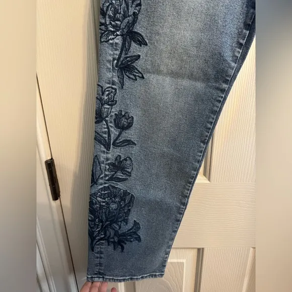 Free People x Driftwood Floral Embroidered Royce Jeans NWT