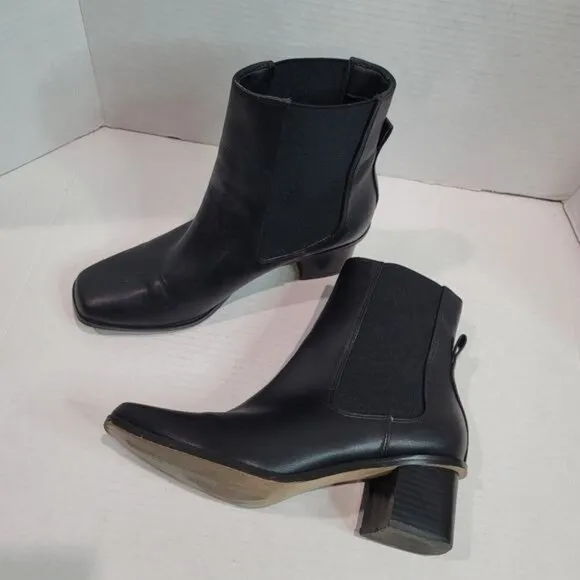 French Connection Chrissy Heeled Chelsea Booties Size 7.5