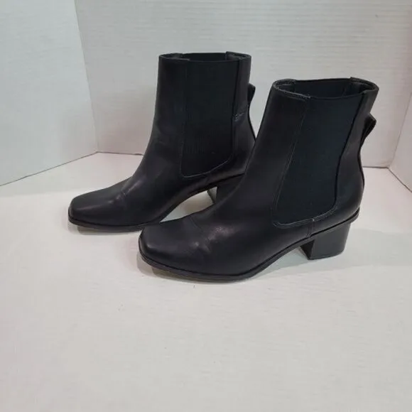 French Connection Chrissy Heeled Chelsea Booties Size 7.5
