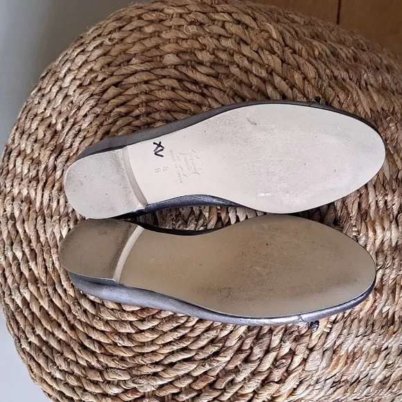 French Soles FS/NY Womens Metallic Silver/Pewter Ballet Flats Front Bow Size 8