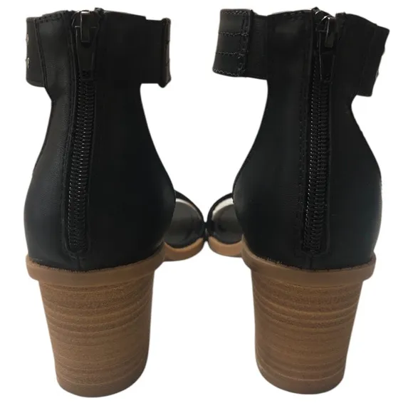Frye and Co Womens Zaki Heeled sandals size 9M
