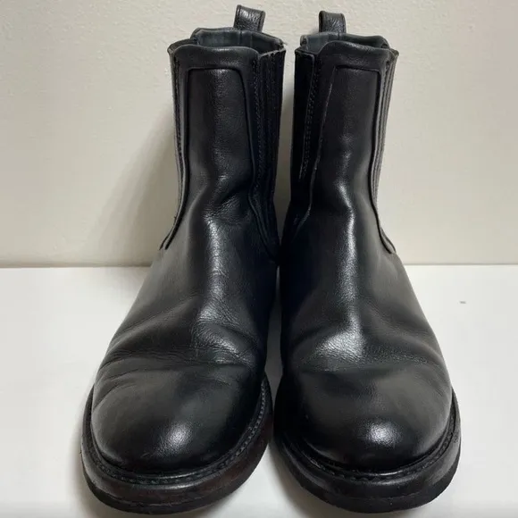 Frye Ella Moto Chelsea Boots