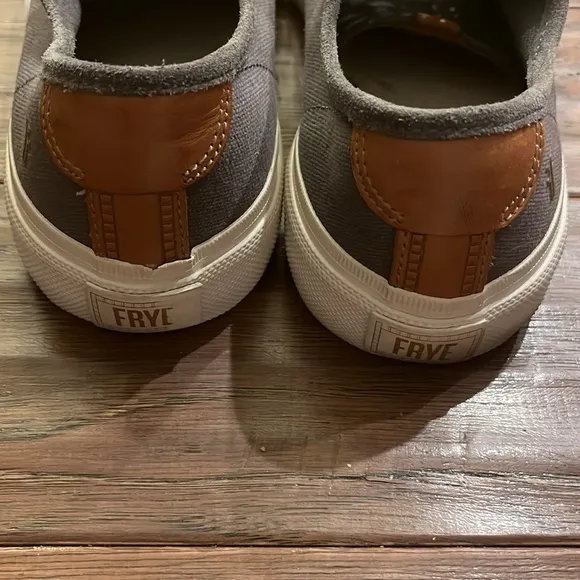 Frye Ludlow Gray Canvas Low Top Sneakers Size 9.5