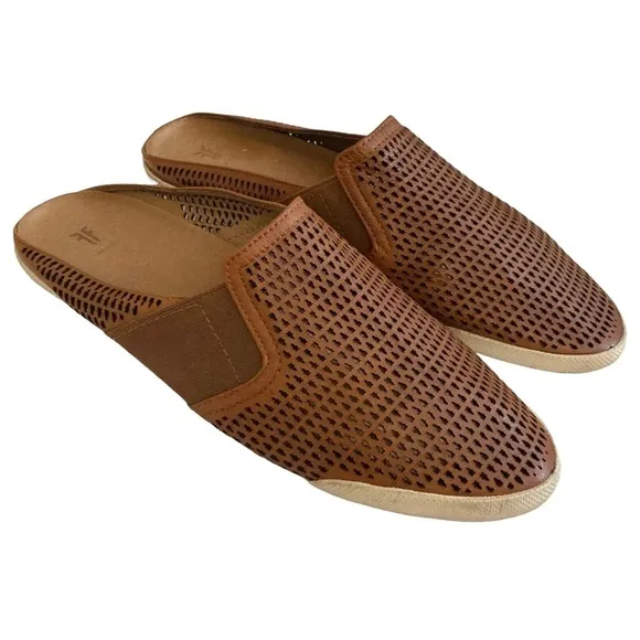 FRYE Melanie Cognac Brown Perforated Leather SlipOn Loafer Mules Flats