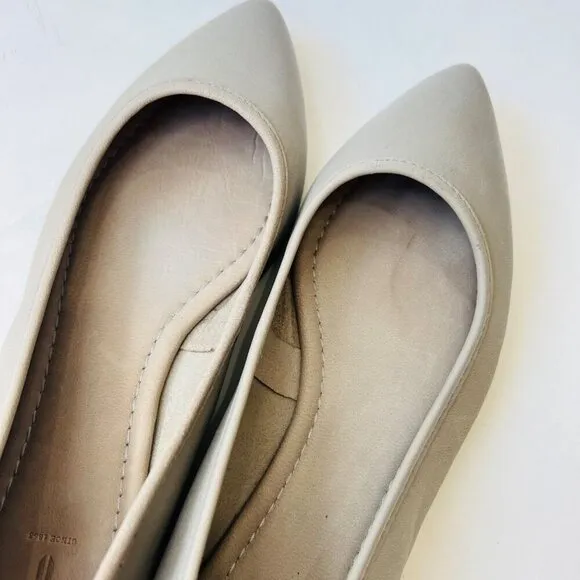 Frye Regina ballet flats, Beige/Sage, Size 7.5