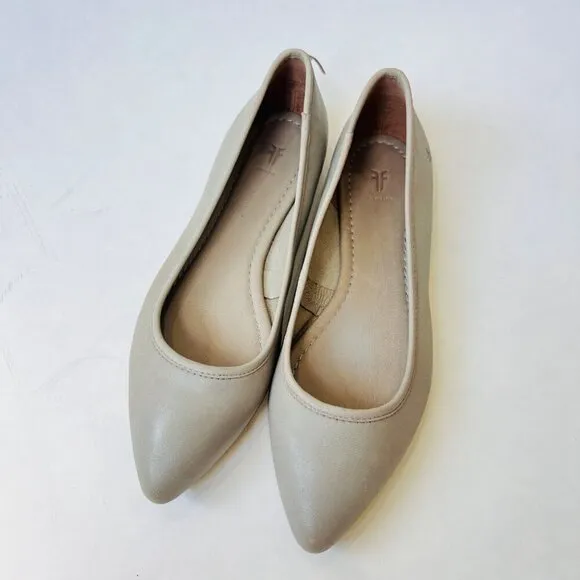 Frye Regina ballet flats, Beige/Sage, Size 7.5