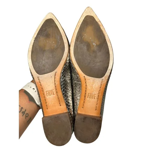 Frye Silver Metallic Faux Reptile Pattern Leather Ballet Flats Size 6M