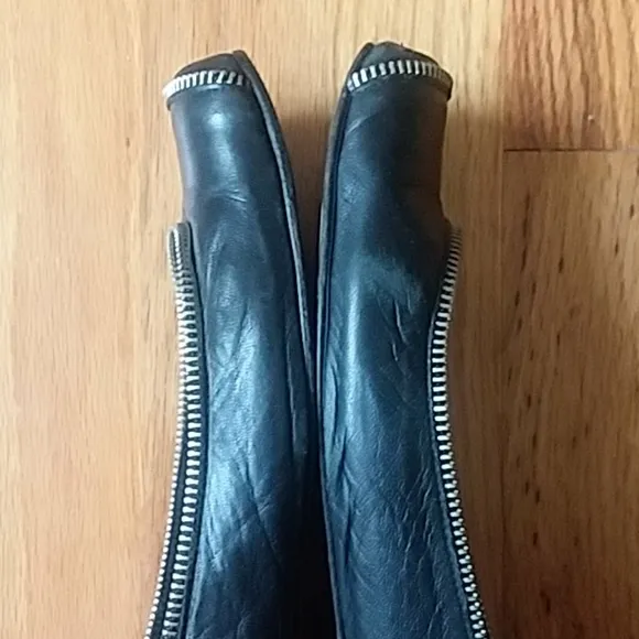 fs|ny French Sole New York Zippered Ballet Flats