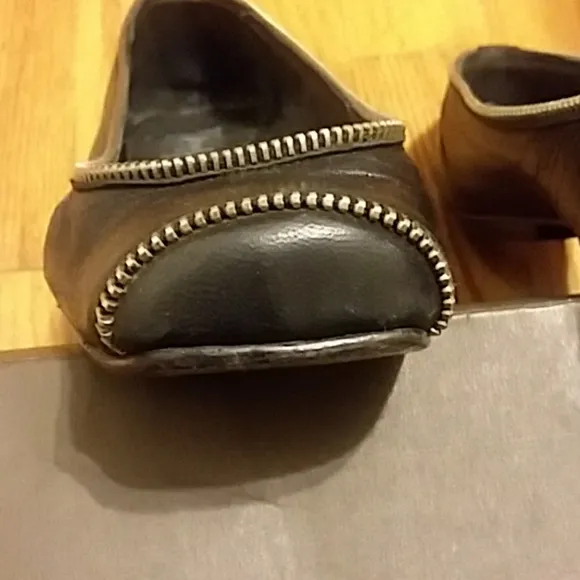 fs|ny French Sole New York Zippered Ballet Flats