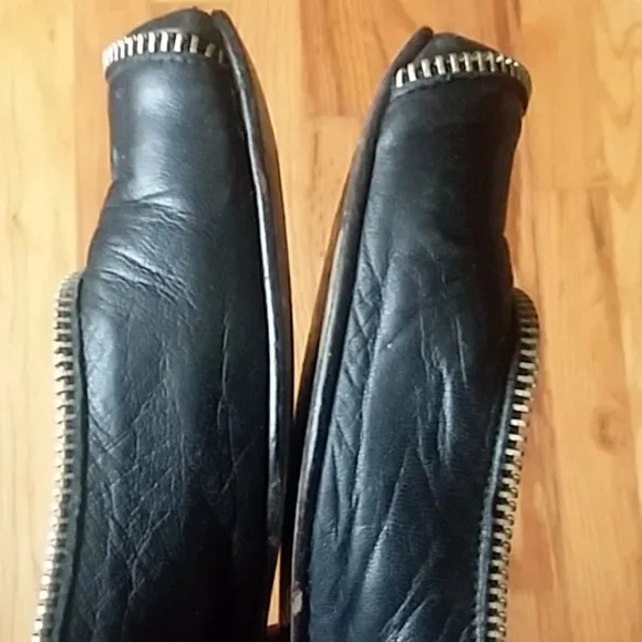fs|ny French Sole New York Zippered Ballet Flats