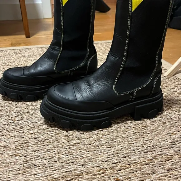 GANNI Black Cleated Chelsea Boots with Contrast Stitching Women’s - US 8