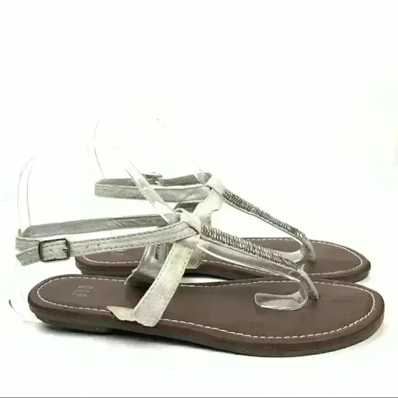 Gap womens sandals size 6 gray faux suede beaded tribal t-strap thongs