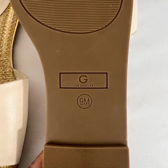GBG Women's Sandals Size 9M Gold Hardwear Slip-On NEW