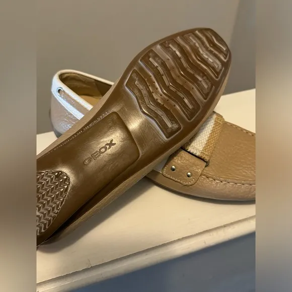 Geox Respira size 37.5 Beige Glove Leather Driving Mocs Loafers Shoes us size 7