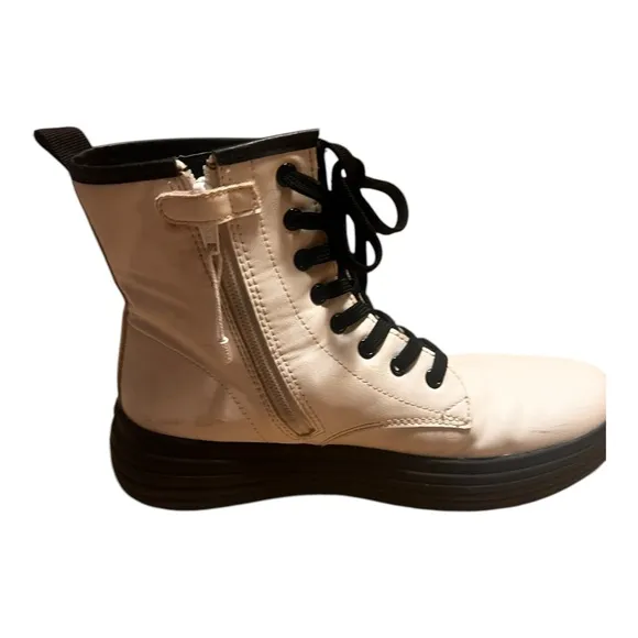 Geox white lace up combat boots European size 36.