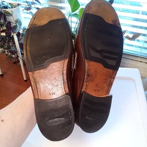 G.H. Bass &amp; Co. Men's 9.5 Brown Loafers T237 Woven Tassel Career Office GUC