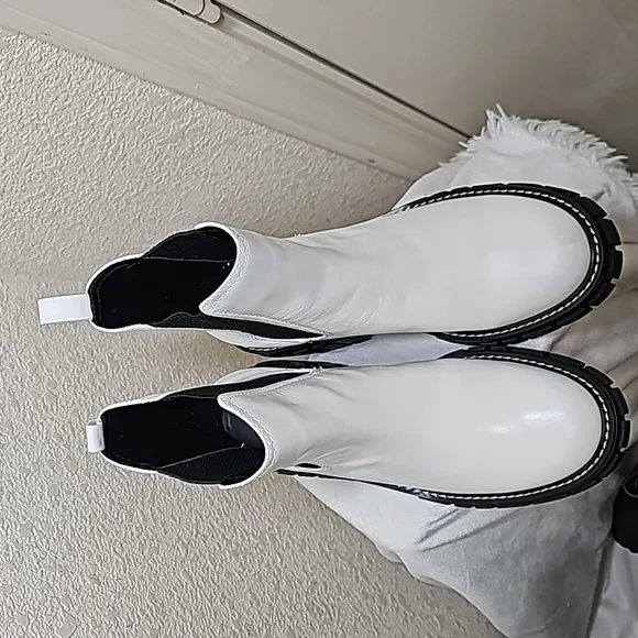 Gianni Bini Chelsea White Slip-on Boots