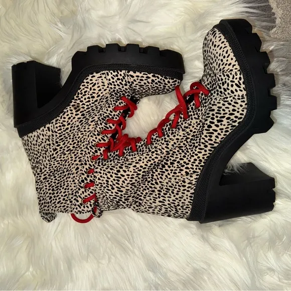 Gianni Bini Ryedderr Cheetah Print Heeled Lug Sole Combat Boots- NWOB