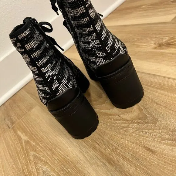 GIANNI BINI Bright Side Zebra Rhinestone Ankle Boots Size 6.5