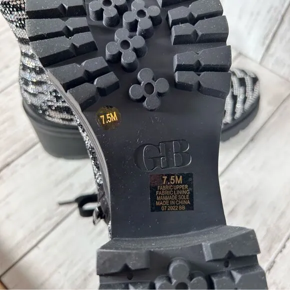 Gianni Bini GB Bright-Side Zebra Rhinestone Lug Sole Combat Boots Size 7.5 NEW