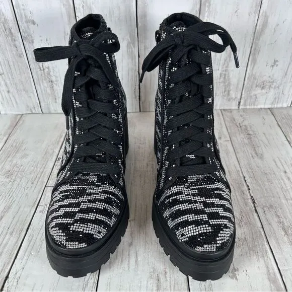Gianni Bini GB Bright-Side Zebra Rhinestone Lug Sole Combat Boots Size 7.5 NEW