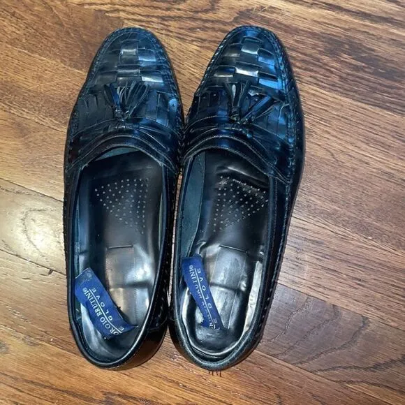 Giorgio Brutini black leather woven toe tassel slip on loafers