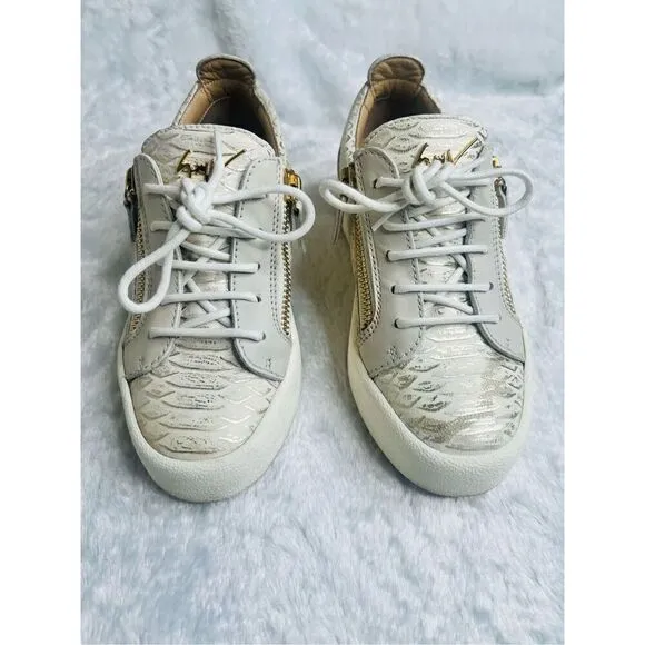 Giuseppe Zanotti Gold/Cream Python Embossed Leather And Leather Double Zip Low T