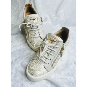 Giuseppe Zanotti Gold/Cream Python Embossed Leather And Leather Double Zip Low T