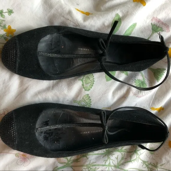 Giuseppe Zanotti T- Strap Crystal Flats, Black