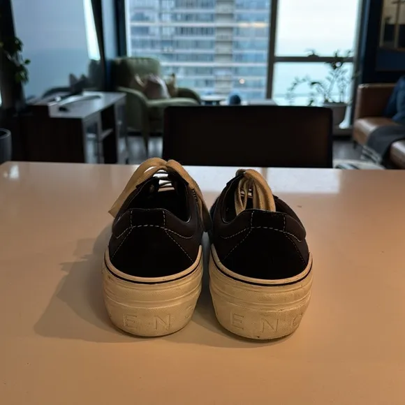 Givenchy Low Sneakers