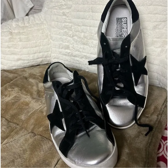Golden Goose Women's Super Star Metallic Low Top Sneakers -