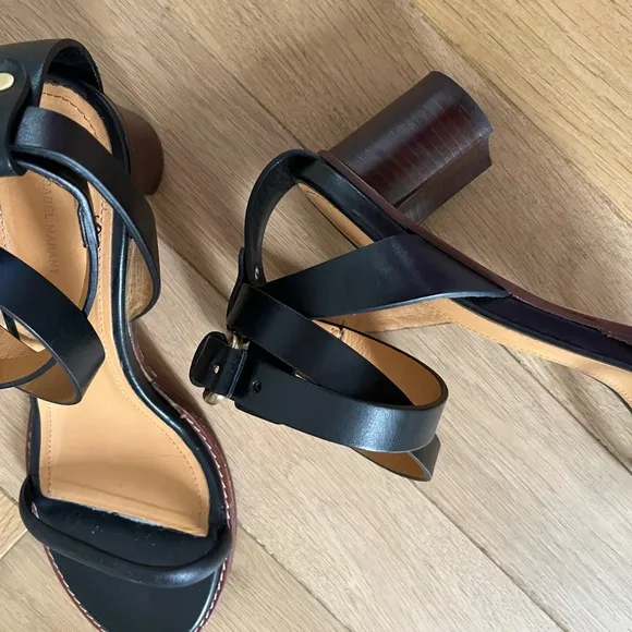 GORGEOUS ISABEL MARANT JADLER SANDALS