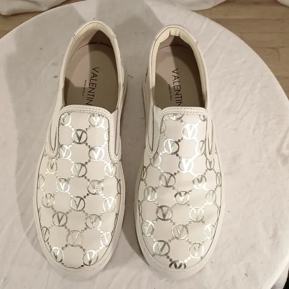 Gorgeous Valentino (Italy) White Leather V Logo Platform Loafer/Sneakers