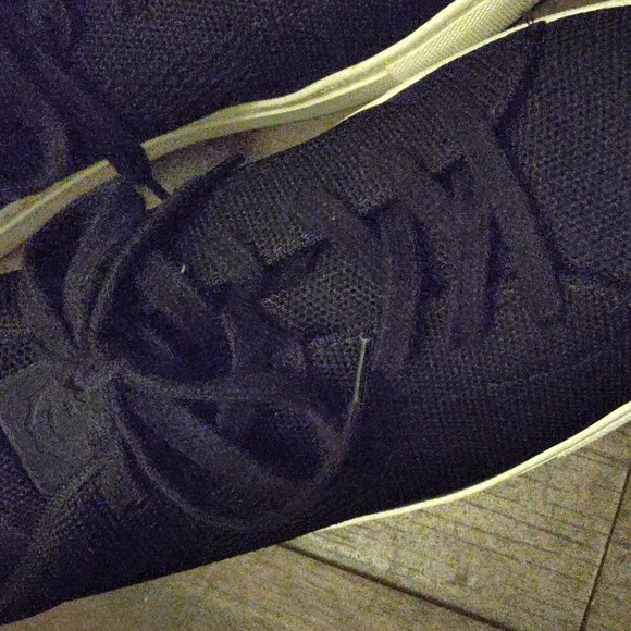 Greats Brooklyn Mens Black Knit Sneakers