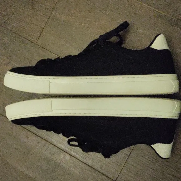 Greats Brooklyn Mens Black Knit Sneakers