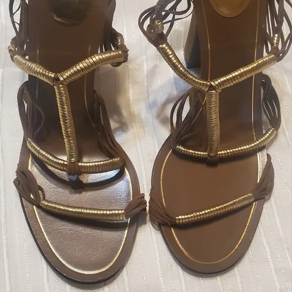 GUCCI Anita Brown &amp; Gold ropes sandals.