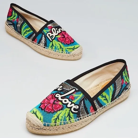 Gucci Blind For Love Text Espadrilles